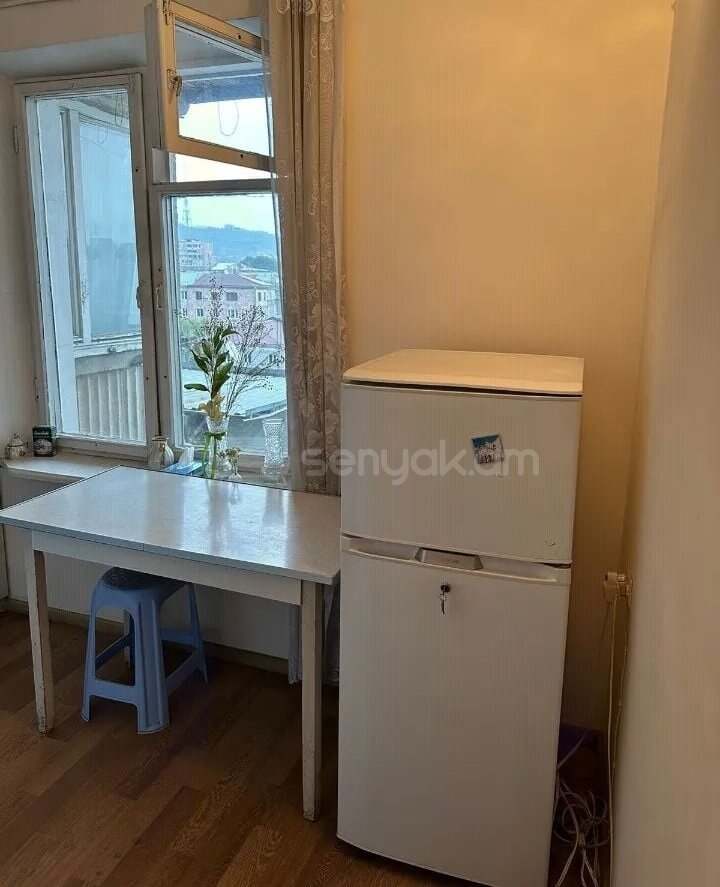 2 Սենյականոց Բնակարան Քարե Շենքում, 42քմ, 4/5 հարկ, Կոսմետիկ Վերանորոգված, Կահավորված, Արևկող