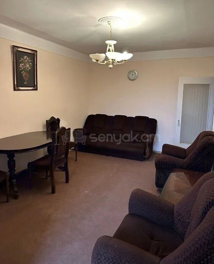 2 Սենյականոց Բնակարան Քարե Շենքում, 42քմ, 4/5 հարկ, Կոսմետիկ Վերանորոգված, Կահավորված, Արևկող