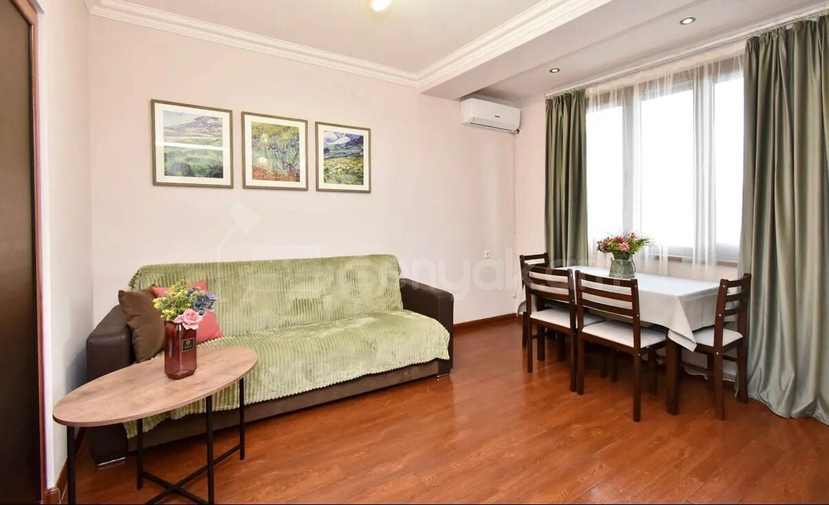 2 Սենյականոց Բնակարան, 45քմ, 11/14 հարկ, Դիզայներական Վերանորոգված, Կահավորված, Արևկող