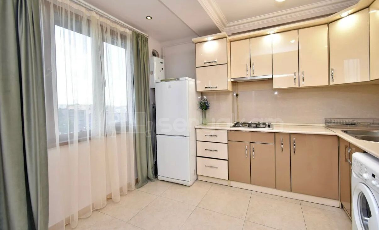 2 Սենյականոց Բնակարան, 45քմ, 11/14 հարկ, Դիզայներական Վերանորոգված, Կահավորված, Արևկող