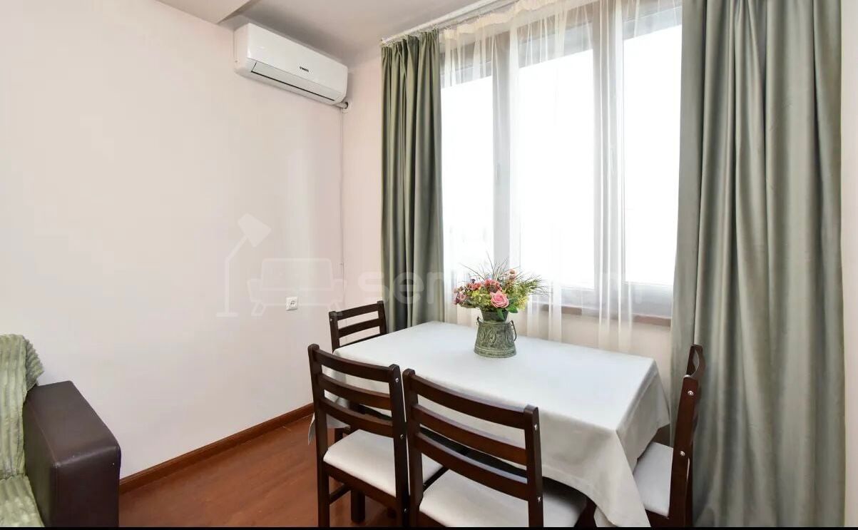 2 Սենյականոց Բնակարան, 45քմ, 11/14 հարկ, Դիզայներական Վերանորոգված, Կահավորված, Արևկող