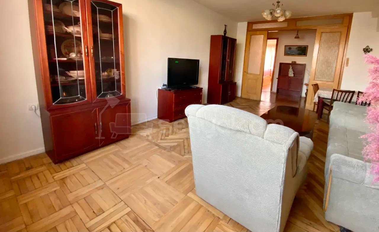 2 Սենյականոց Բնակարան, 68քմ, 3/9 հարկ, Կապիտալ Վերանորոգված, Կահավորված, Արևկող