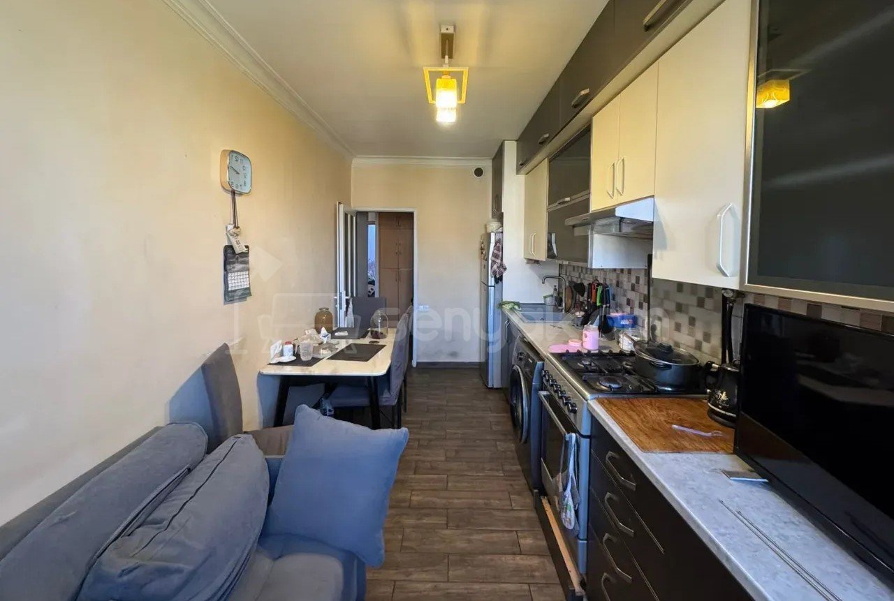 4 Սենյականոց Բնակարան, 98քմ, 5/9 հարկ, Կապիտալ Վերանորոգված, Կահավորված, Արևկող