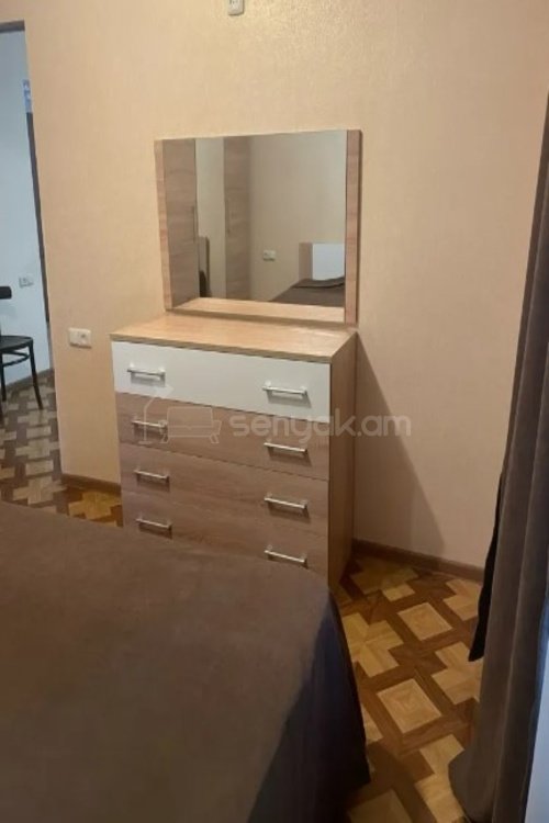 2 Սենյականոց Բնակարան Քարե Շենքում, 55քմ, 3/5 հարկ, Կոսմետիկ Վերանորոգված, Կահավորված, Արևկող