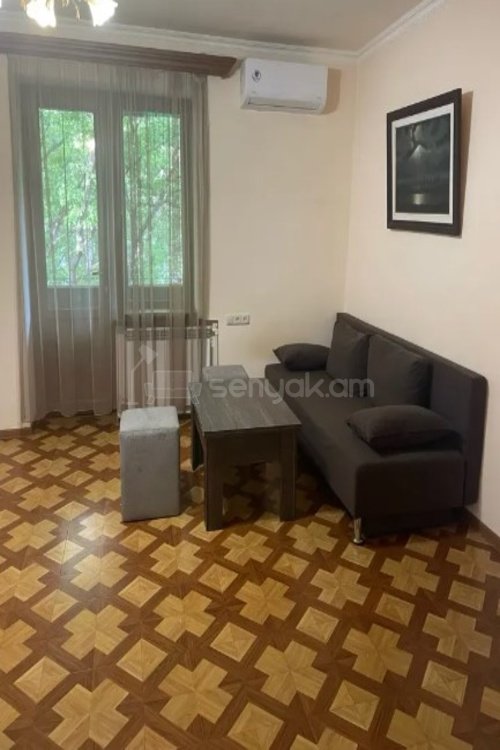 2 Սենյականոց Բնակարան Քարե Շենքում, 55քմ, 3/5 հարկ, Կոսմետիկ Վերանորոգված, Կահավորված, Արևկող