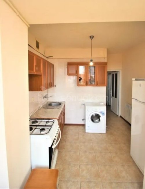 2 Սենյականոց Բնակարան Քարե Շենքում, 64քմ, 5/6 հարկ, Կոսմետիկ Վերանորոգված, Կահավորված, Արևկող