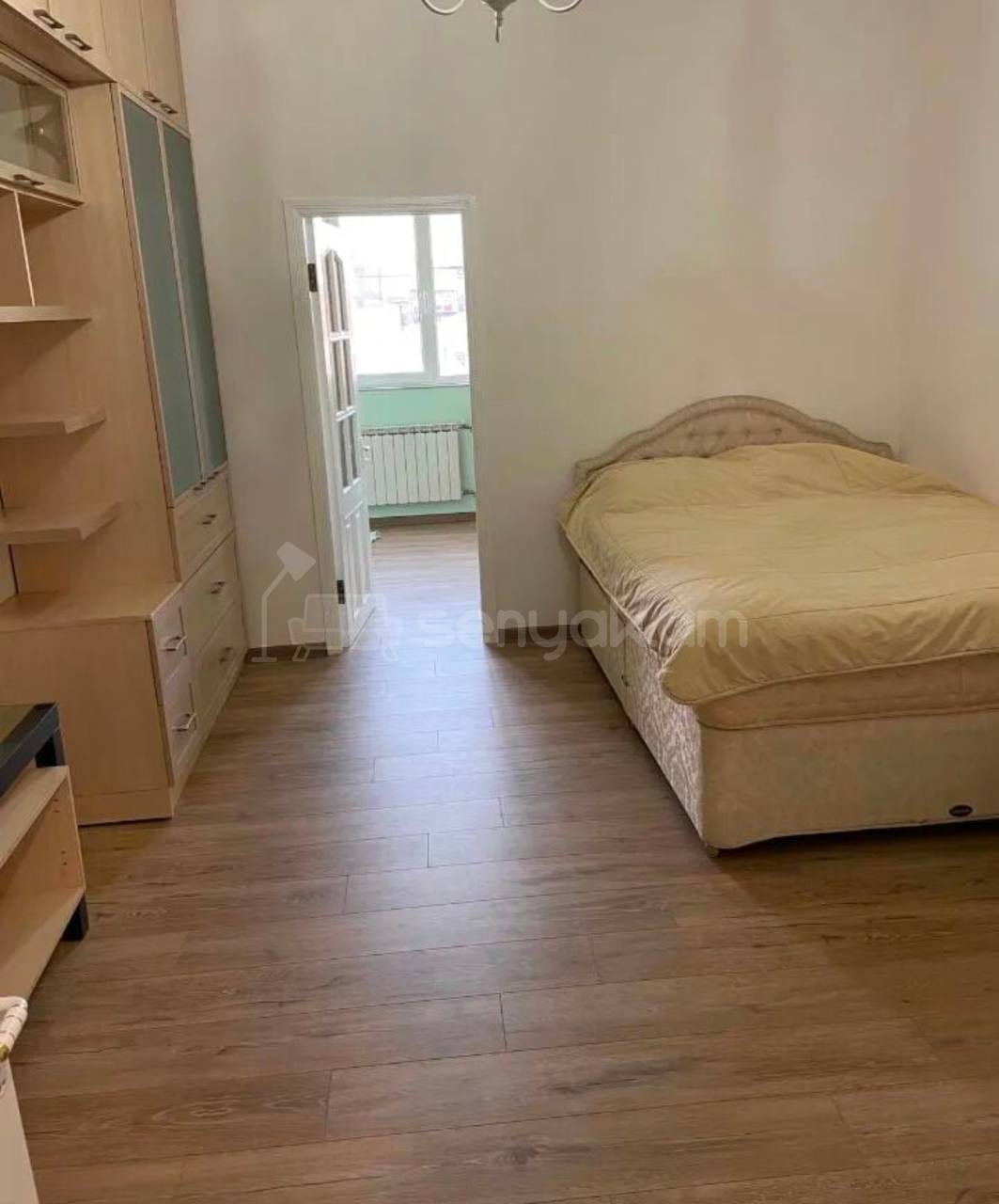 2 Սենյականոց Բնակարան Քարե Շենքում, 72քմ, 4/4 հարկ, Նորմալ Վիճակում, Կահավորված