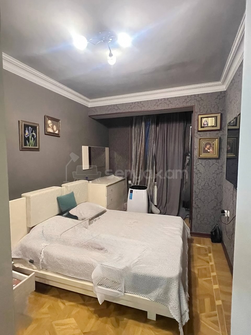 3 Սենյականոց Բնակարան Քարե Շենքում, 76քմ, 3/5 հարկ, Կապիտալ Վերանորոգված