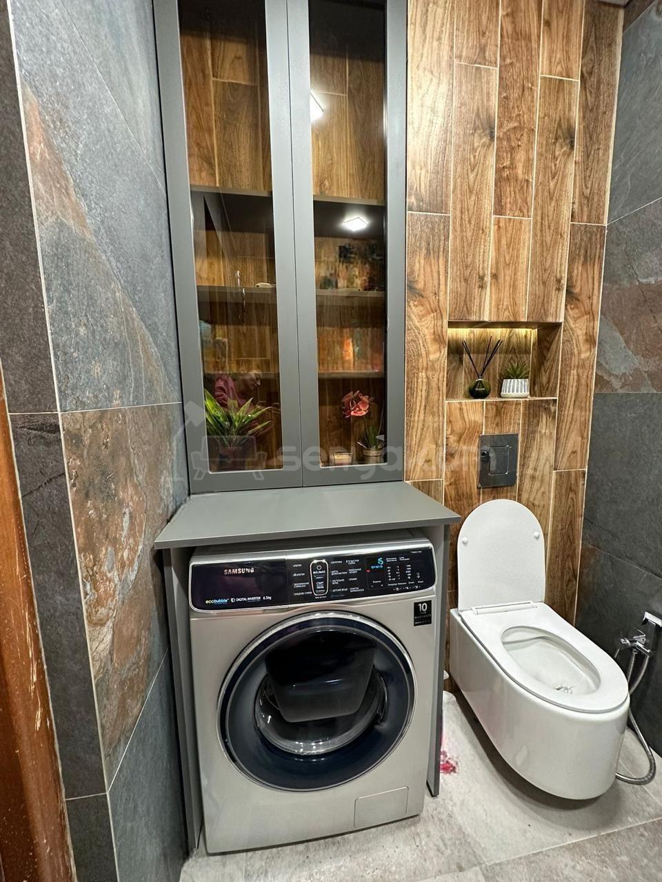 3 Սենյականոց Բնակարան Քարե Շենքում, 76քմ, 3/5 հարկ, Կապիտալ Վերանորոգված