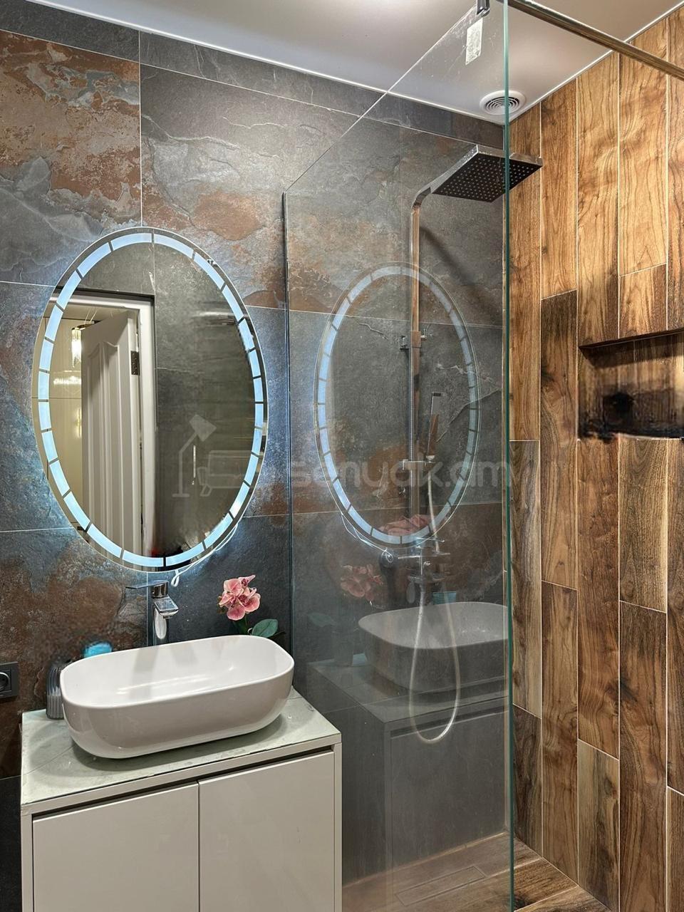 3 Սենյականոց Բնակարան Քարե Շենքում, 76քմ, 3/5 հարկ, Կապիտալ Վերանորոգված