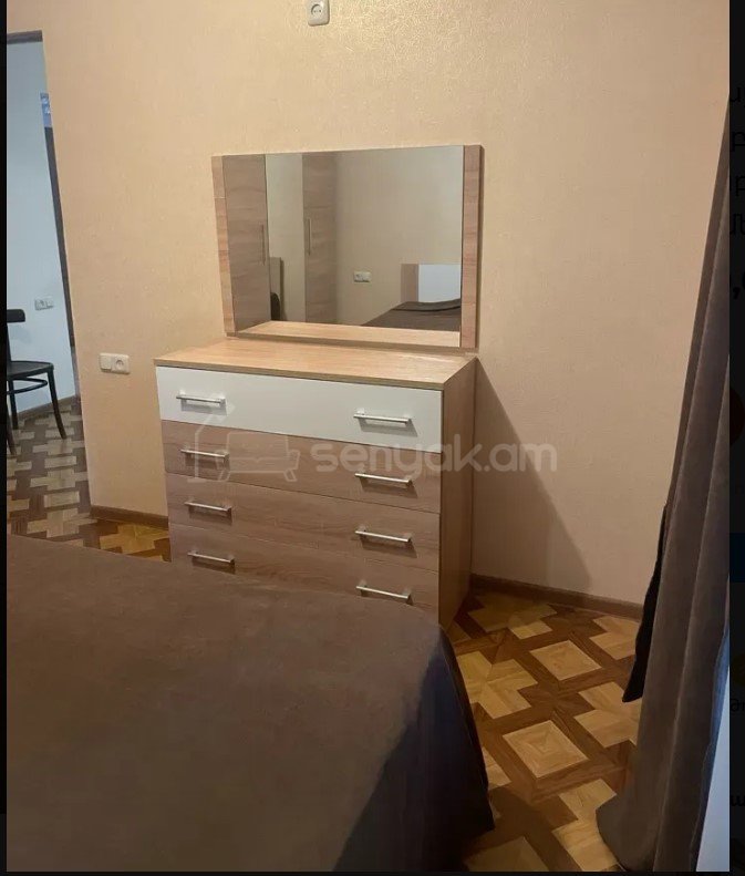 2 Սենյականոց Բնակարան Քարե Շենքում, 55քմ, 3/5 հարկ, Կապիտալ Վերանորոգված, Կահավորված