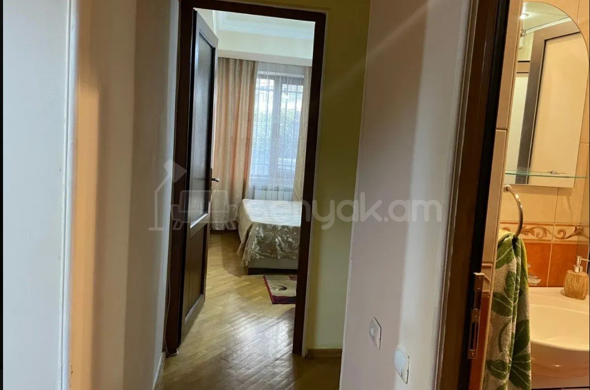 3 Սենյականոց Բնակարան, 80քմ, 2/12 հարկ, Կապիտալ Վերանորոգված, Կահավորված