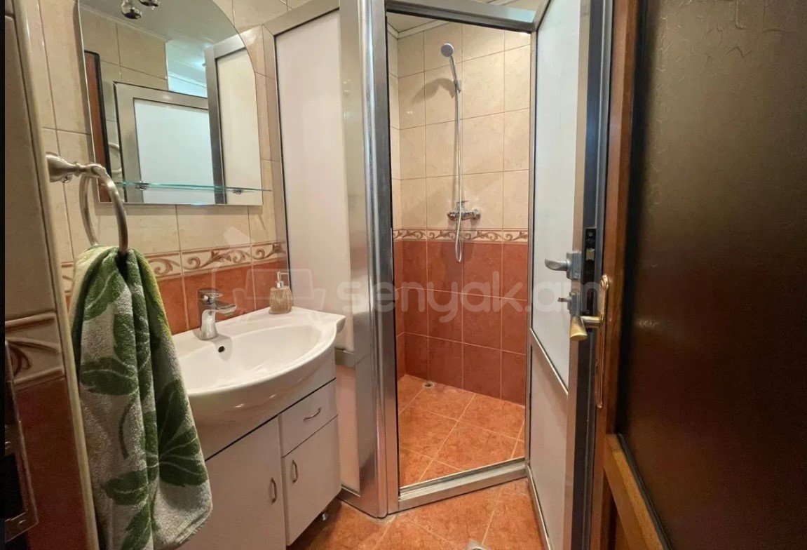 3 Սենյականոց Բնակարան, 80քմ, 2/12 հարկ, Կապիտալ Վերանորոգված, Կահավորված