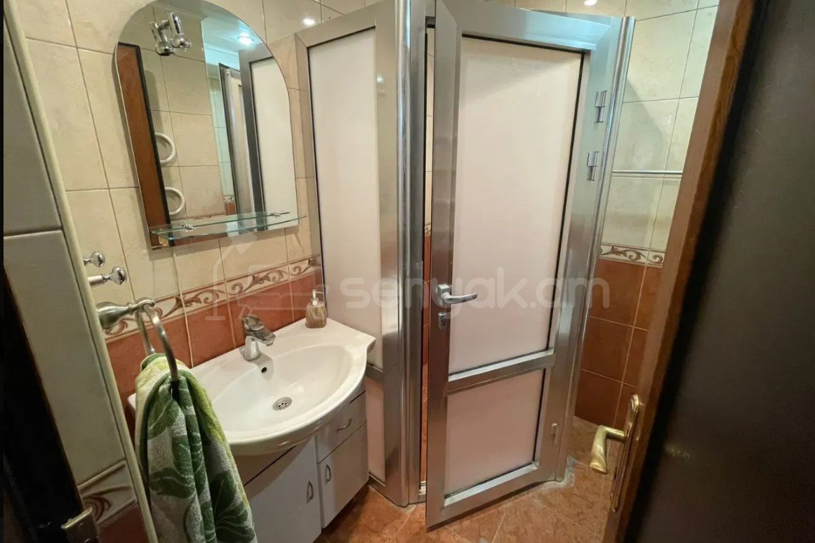 3 Սենյականոց Բնակարան, 80քմ, 2/12 հարկ, Կապիտալ Վերանորոգված, Կահավորված