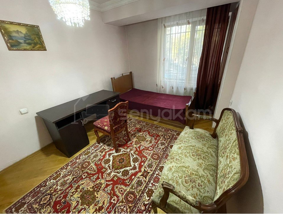 3 Սենյականոց Բնակարան, 80քմ, 2/12 հարկ, Կապիտալ Վերանորոգված, Կահավորված