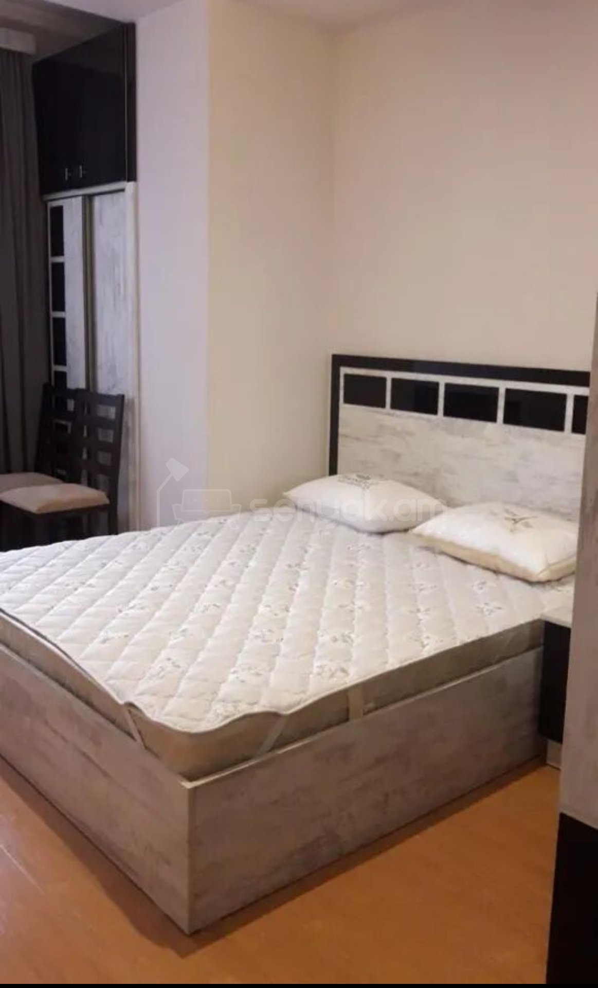 2 Սենյականոց Բնակարան, 41քմ, 6/8 հարկ, Կապիտալ Վերանորոգված, Կահավորված, Արևկող