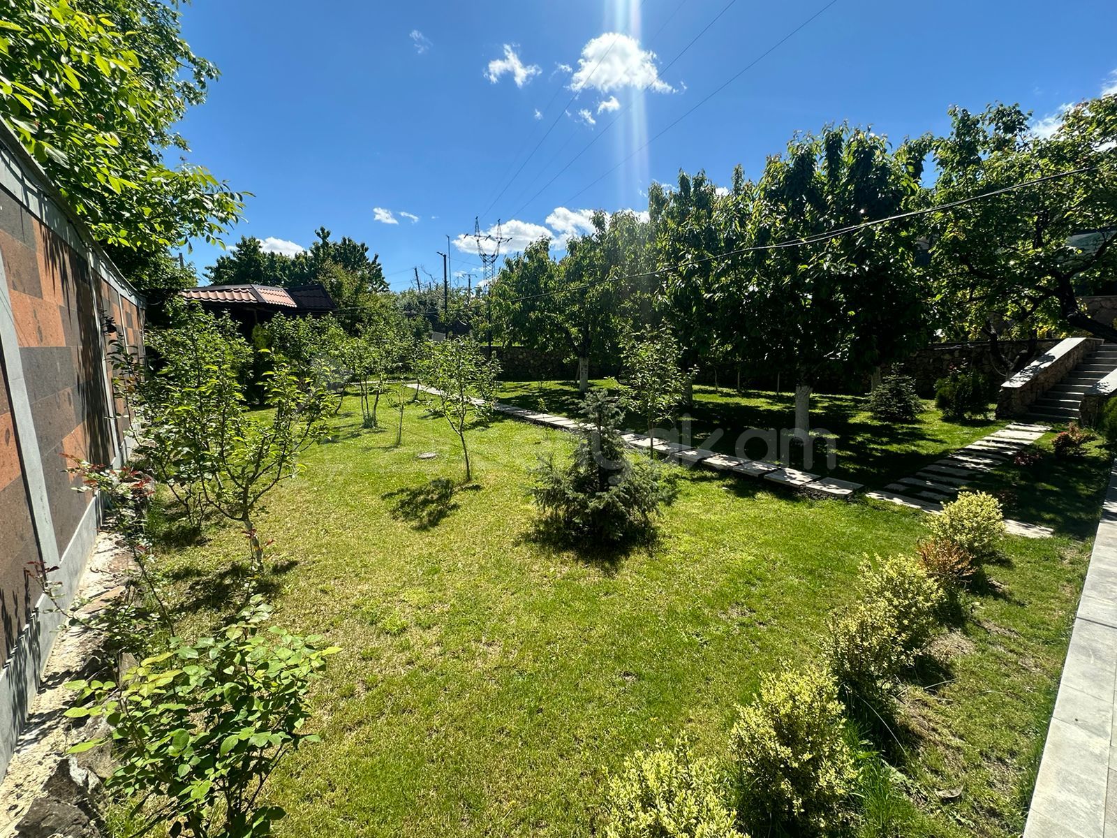 3 Սենյականոց Շքեղ Առանձնատուն, 200քմ, Լողավազանով