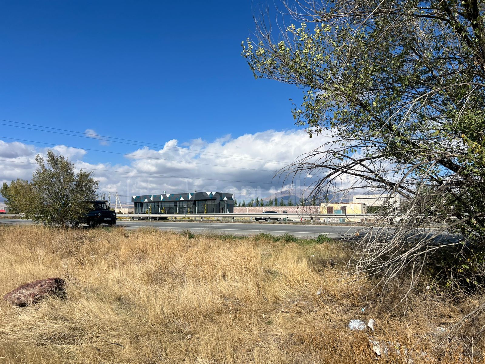 Բնակելի Նշանակության Հողատարածք, 4000քմ, Խմելու Ջրով, Էլեկտրականությամբ