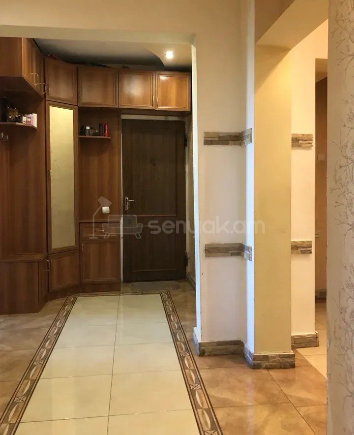 4 Սենյականոց Բնակարան, 94քմ, 9/9 հարկ, Կապիտալ Վերանորոգված