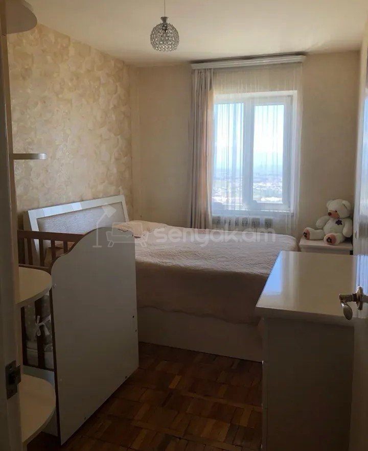 4 Սենյականոց Բնակարան, 94քմ, 9/9 հարկ, Կապիտալ Վերանորոգված