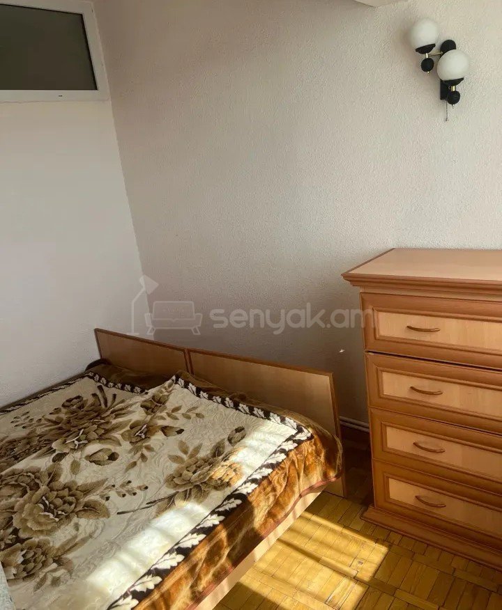 2 Սենյականոց Բնակարան, 70քմ, 4/12 հարկ, Կապիտալ Վերանորոգված, Կահավորված, Արևկող