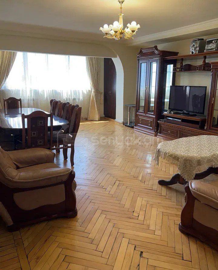 2 Սենյականոց Բնակարան, 70քմ, 4/12 հարկ, Կապիտալ Վերանորոգված, Կահավորված, Արևկող