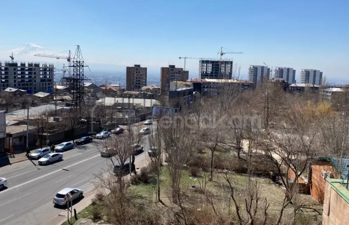 2 Սենյականոց Բնակարան, 70քմ, 4/12 հարկ, Կապիտալ Վերանորոգված, Կահավորված, Արևկող