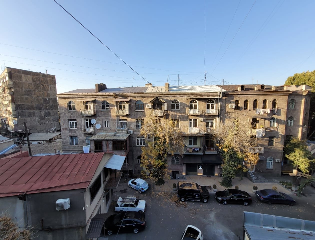 1 Սենյականոց Բնակարան Քարե Շենքում, 35քմ, 4/4 հարկ, Կապիտալ Վերանորոգված, Կահավորված, Արևկող