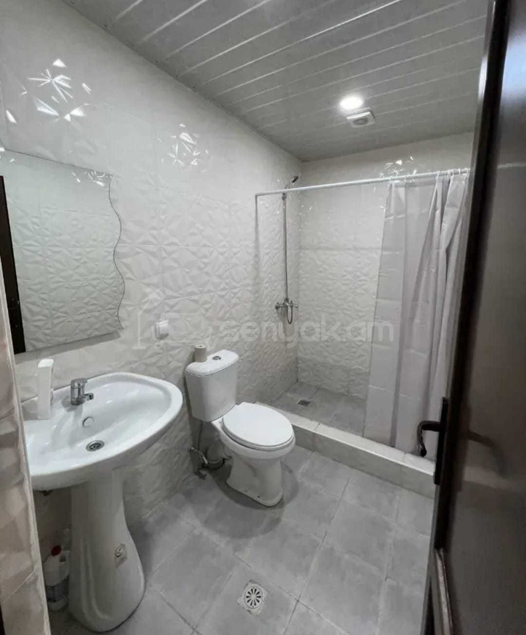 5 Սենյականոց Շքեղ Առանձնատուն, 200քմ, Լողավազանով