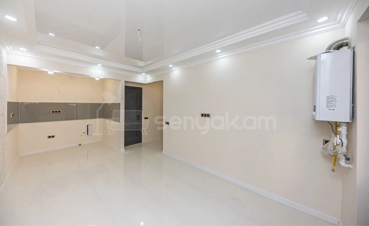 2 Սենյականոց Բնակարան, 32քմ, 2/9 հարկ, Կապիտալ Վերանորոգված