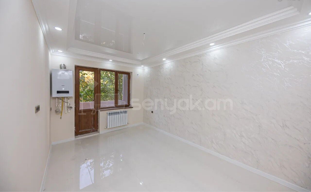 2 Սենյականոց Բնակարան, 32քմ, 2/6 հարկ, Կապիտալ Վերանորոգված