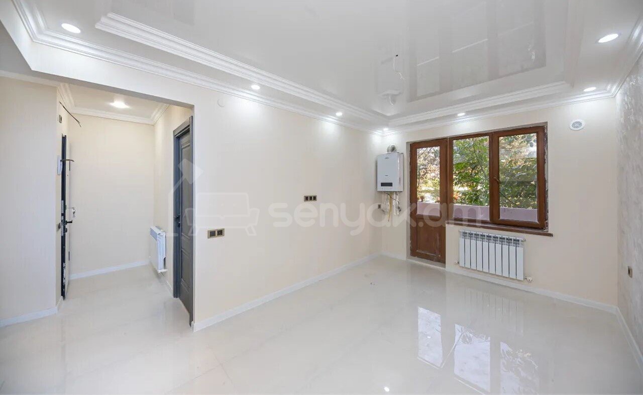 2 Սենյականոց Բնակարան, 32քմ, 2/6 հարկ, Կապիտալ Վերանորոգված