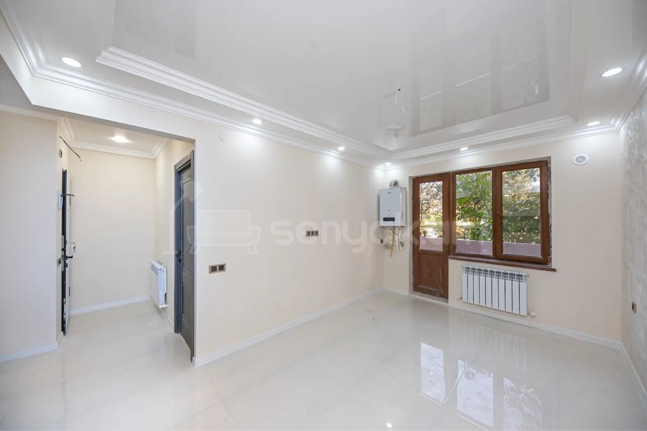 2 Սենյականոց Բնակարան, 32քմ, 2/9 հարկ, Կապիտալ Վերանորոգված