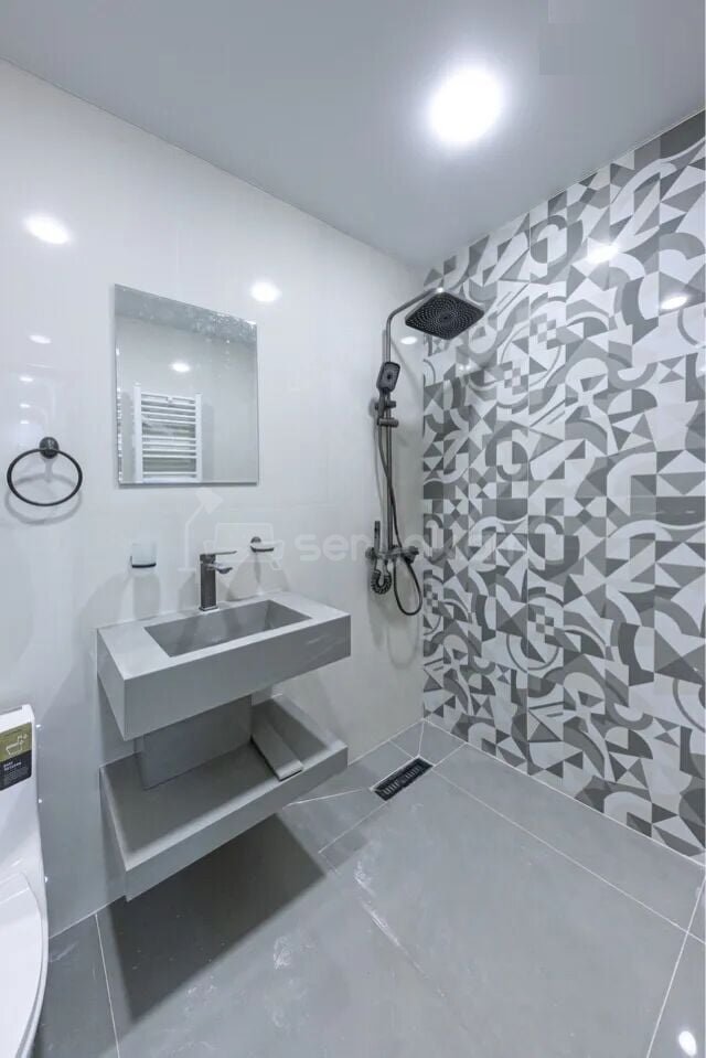 2 Սենյականոց Բնակարան, 32քմ, 2/9 հարկ, Կապիտալ Վերանորոգված