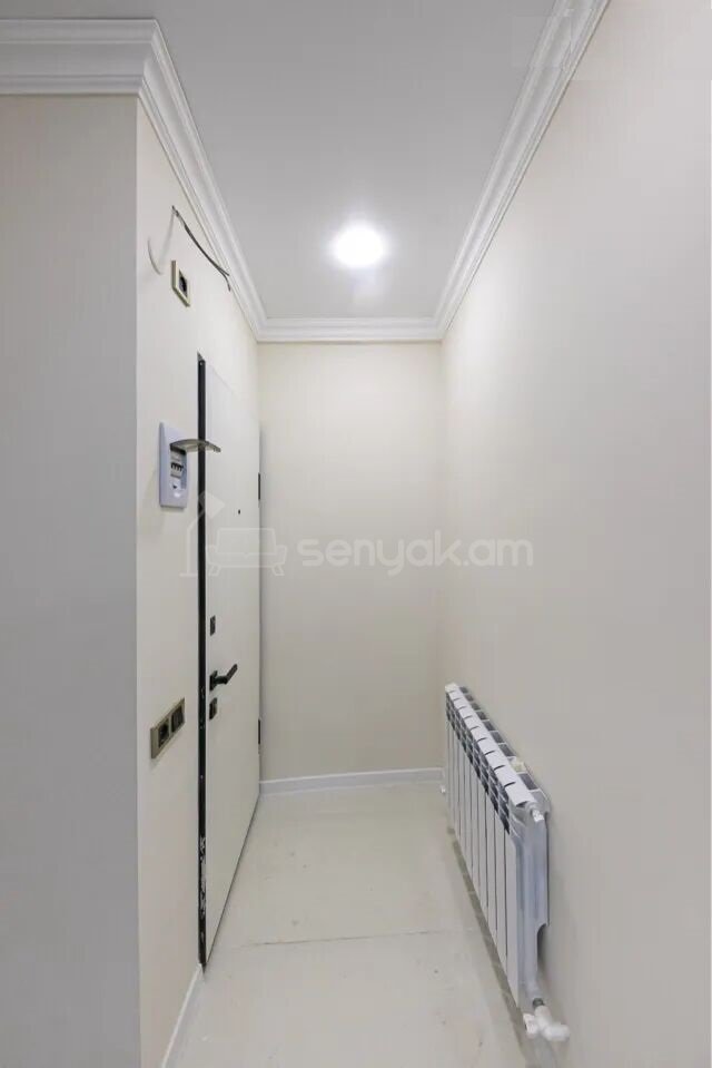 2 Սենյականոց Բնակարան, 32քմ, 2/9 հարկ, Կապիտալ Վերանորոգված