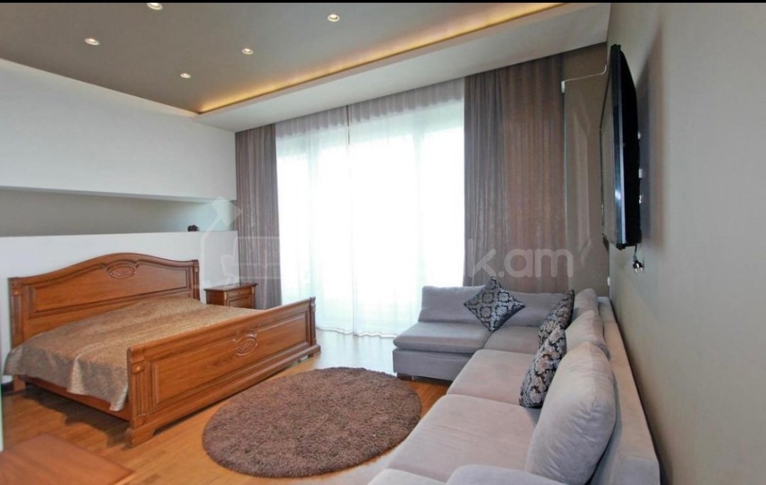 4 Սենյականոց Շքեղ Առանձնատուն, 200քմ, Լողավազանով