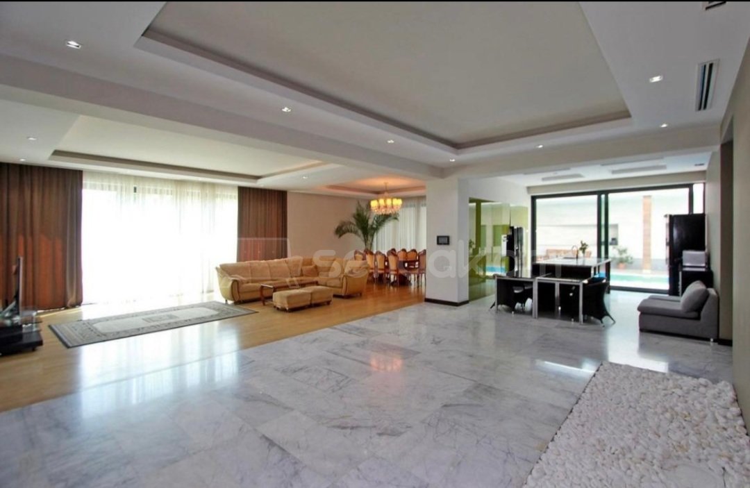 4 Սենյականոց Շքեղ Առանձնատուն, 200քմ, Լողավազանով