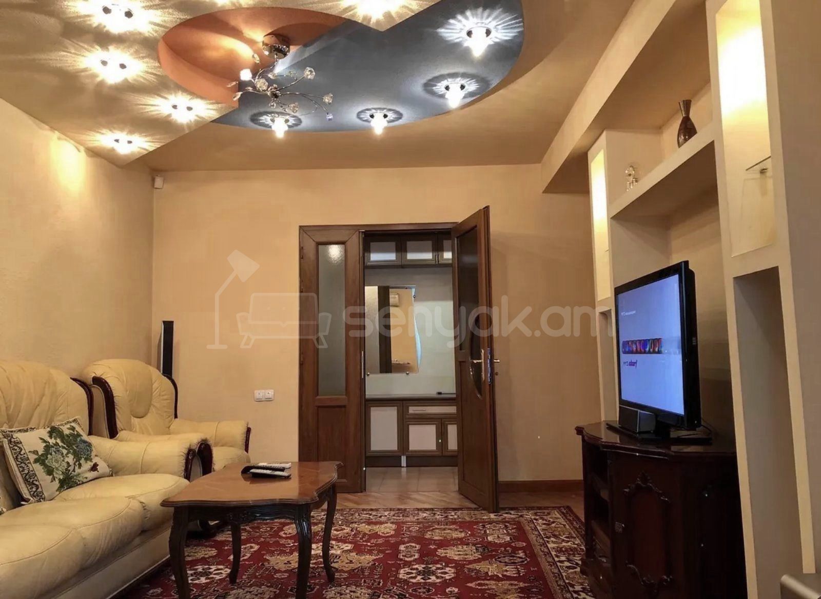 2 Սենյականոց Բնակարան, 70քմ, 3/10 հարկ, Դիզայներական Վերանորոգված, Կահավորված, Արևկող