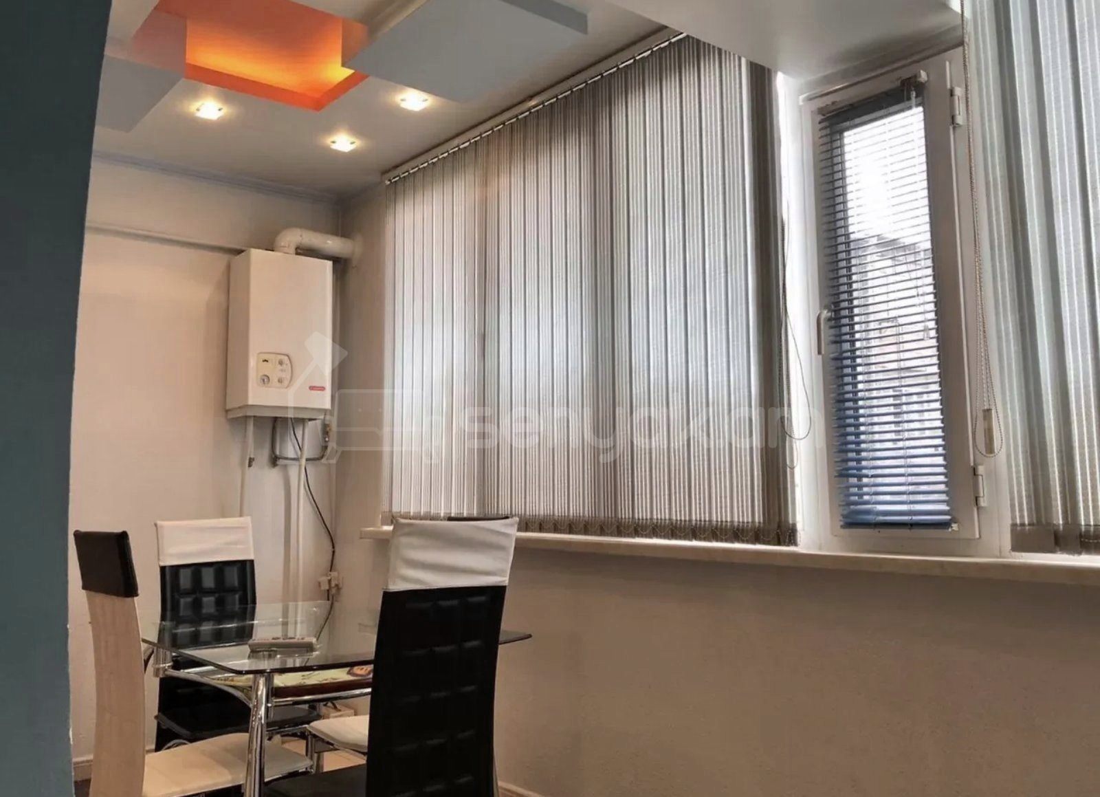 2 Սենյականոց Բնակարան, 70քմ, 3/10 հարկ, Դիզայներական Վերանորոգված, Կահավորված, Արևկող