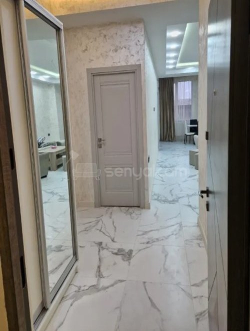 3 Սենյականոց Բնակարան, 67քմ, 3/13 հարկ, Դիզայներական Վերանորոգված, Կահավորված, Արևկող