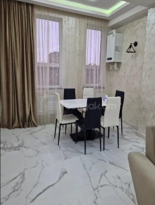 3 Սենյականոց Բնակարան, 67քմ, 3/13 հարկ, Դիզայներական Վերանորոգված, Կահավորված, Արևկող