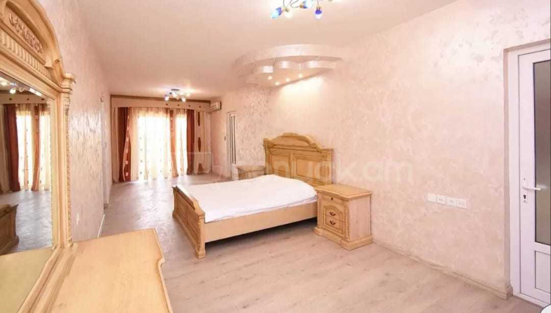 5 Սենյականոց Շքեղ Առանձնատուն, 200քմ, Լողավազանով