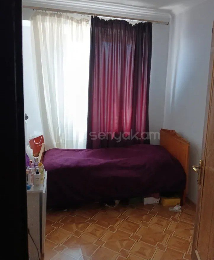 4 Սենյականոց Բնակարան, 90քմ, 7/9 հարկ, Նորմալ Վիճակում