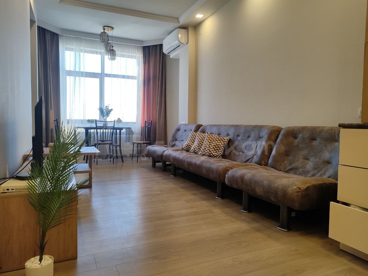 2 Սենյականոց Բնակարան Նորակառույցում, 45քմ, 11/15 հարկ, Դիզայներական Վերանորոգված