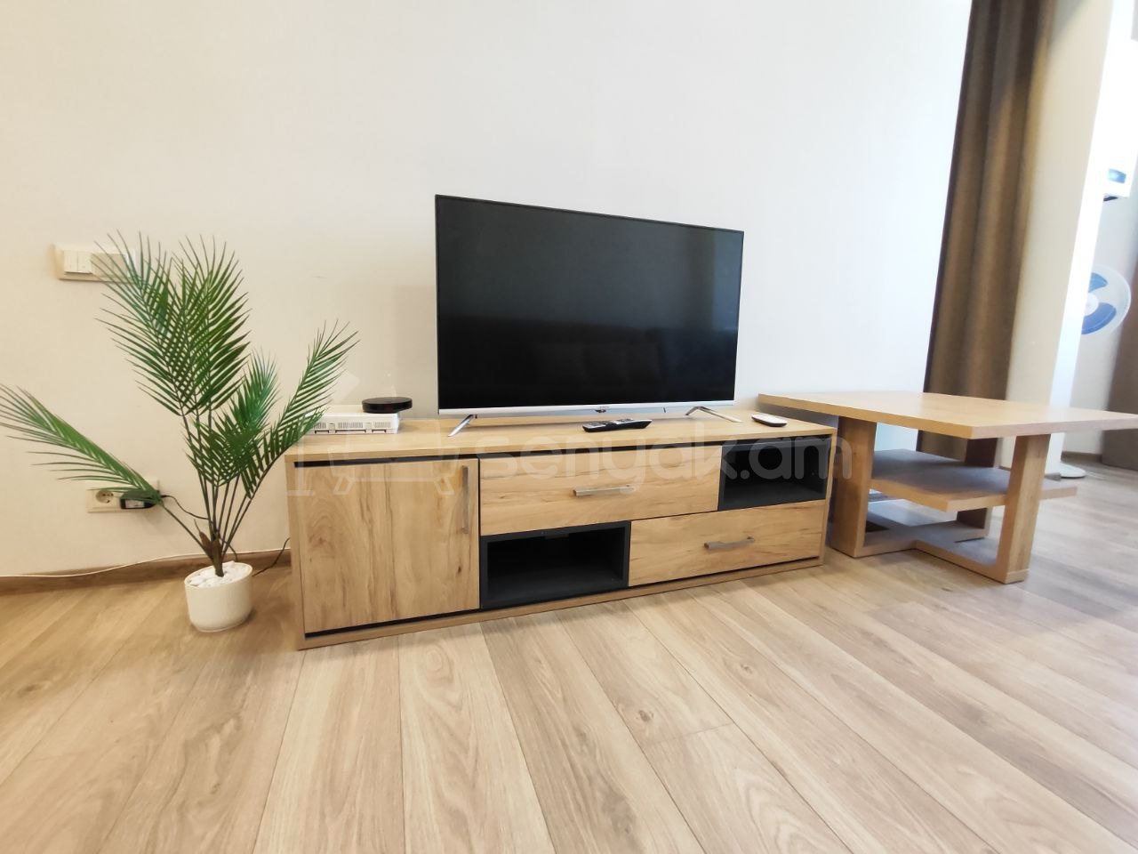 2 Սենյականոց Բնակարան Նորակառույցում, 45քմ, 11/15 հարկ, Դիզայներական Վերանորոգված