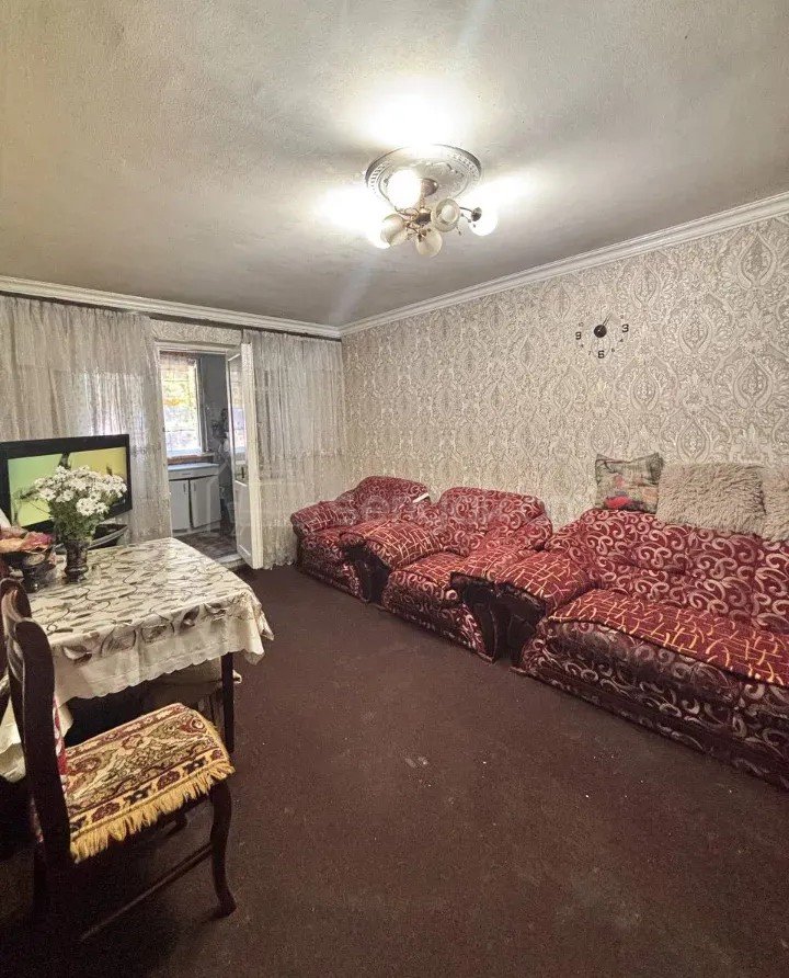 3 Սենյականոց Բնակարան, 72քմ, 1/5 հարկ, Պետական Վիճակում