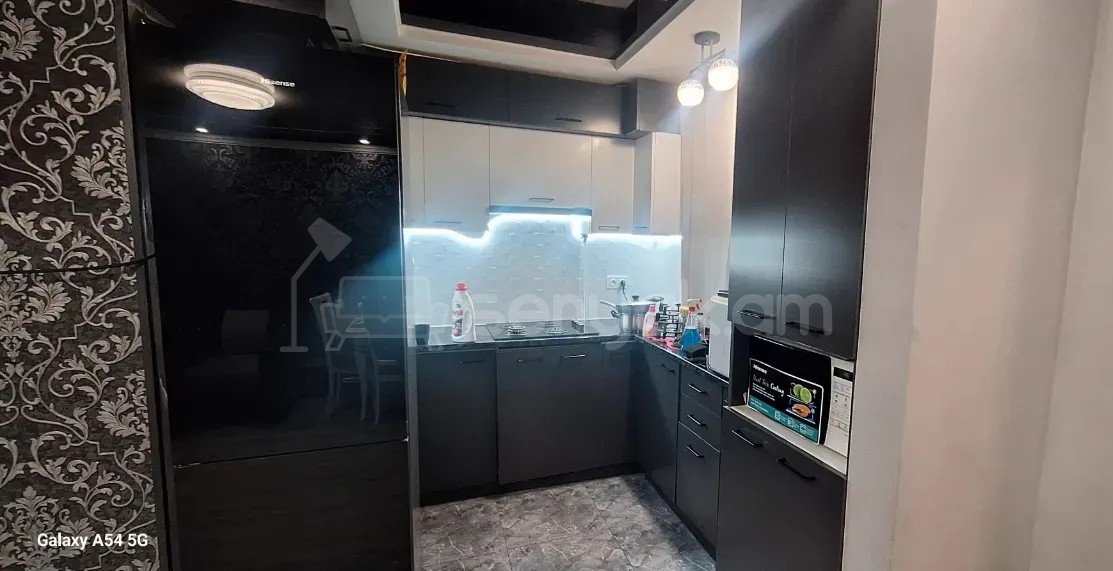 3 Սենյականոց Բնակարան, 72քմ, 1/5 հարկ, Դիզայներական Վերանորոգված