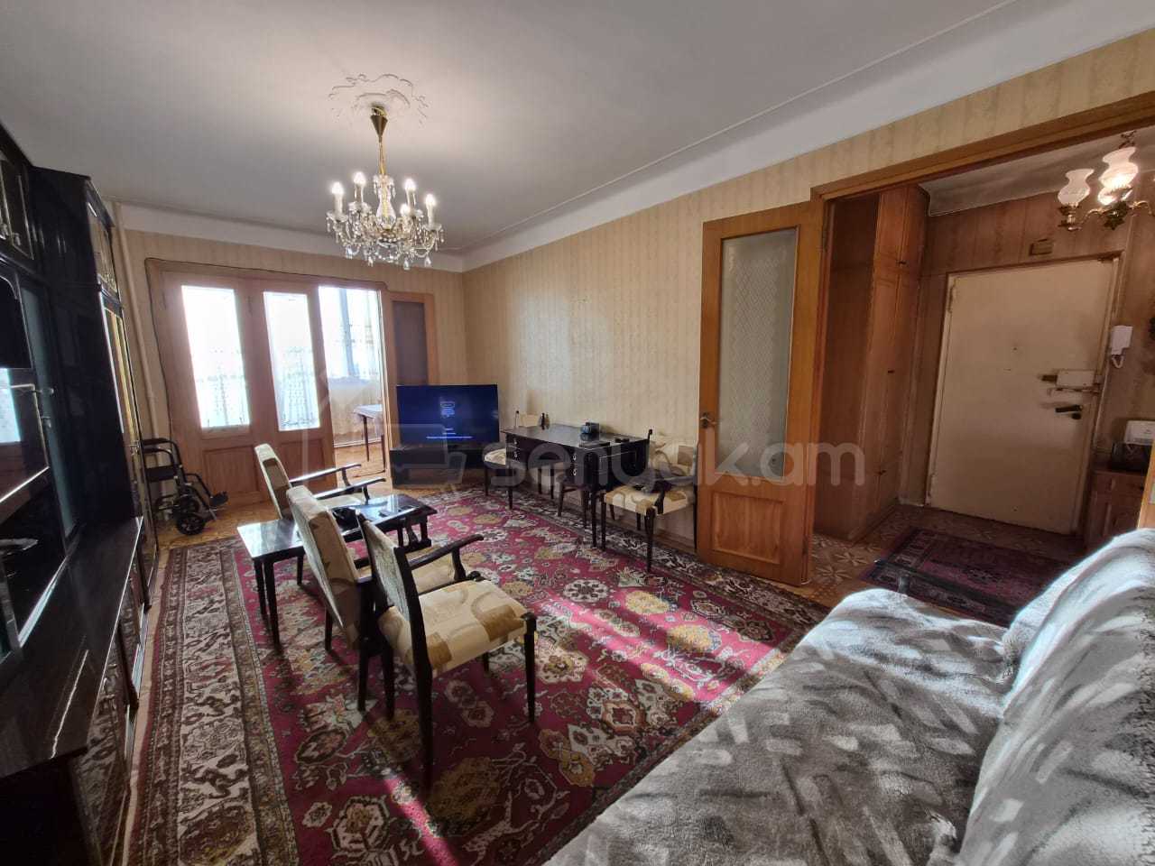 3 Սենյականոց Բնակարան, 80քմ, 6/9 հարկ, Նորմալ Վիճակում, Կահավորված, Արևկող