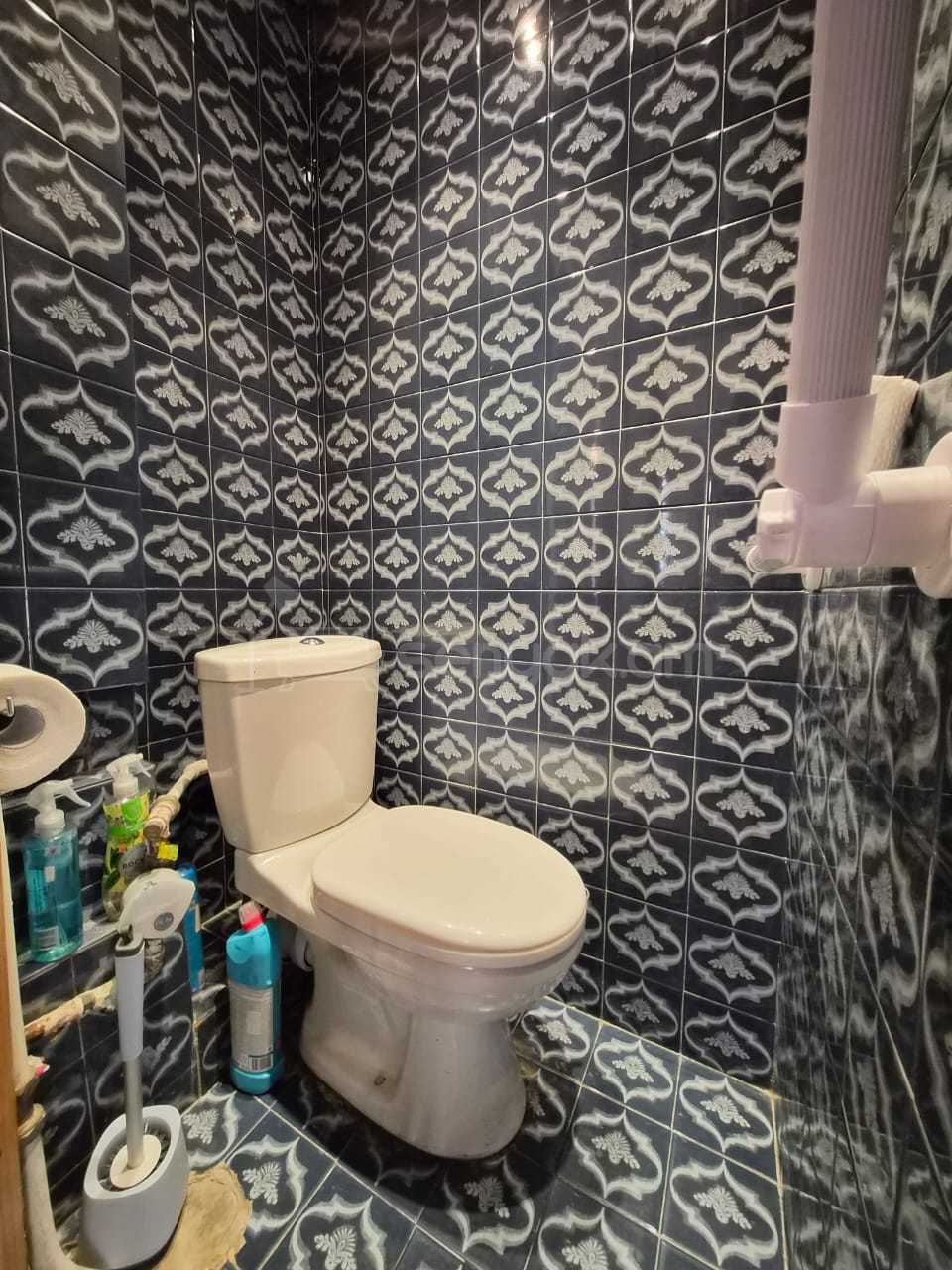 3 Սենյականոց Բնակարան, 80քմ, 6/9 հարկ, Նորմալ Վիճակում, Կահավորված, Արևկող