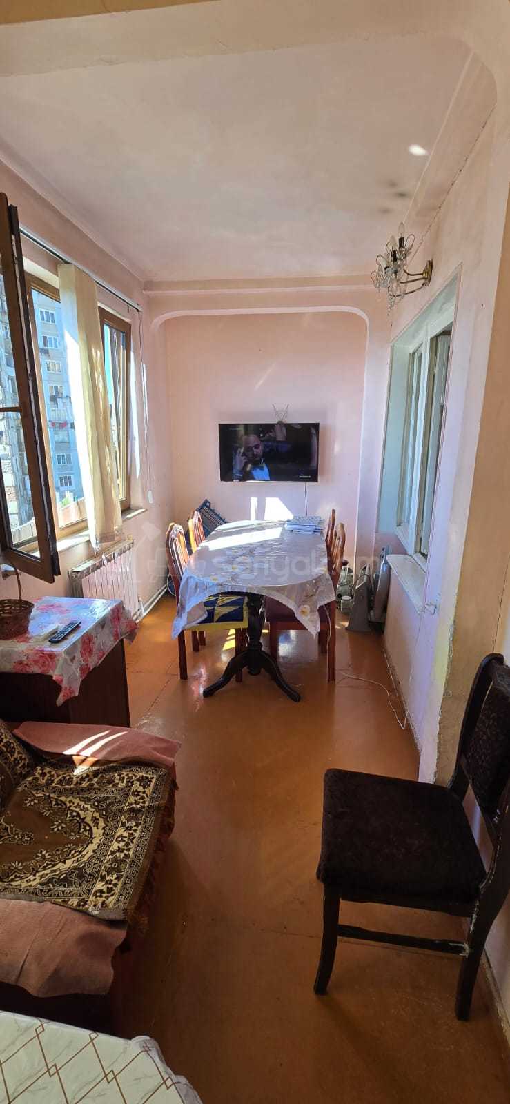 2 Սենյականոց Բնակարան Քարե Շենքում, 63քմ, 5/5 հարկ, Կոսմետիկ Վերանորոգված